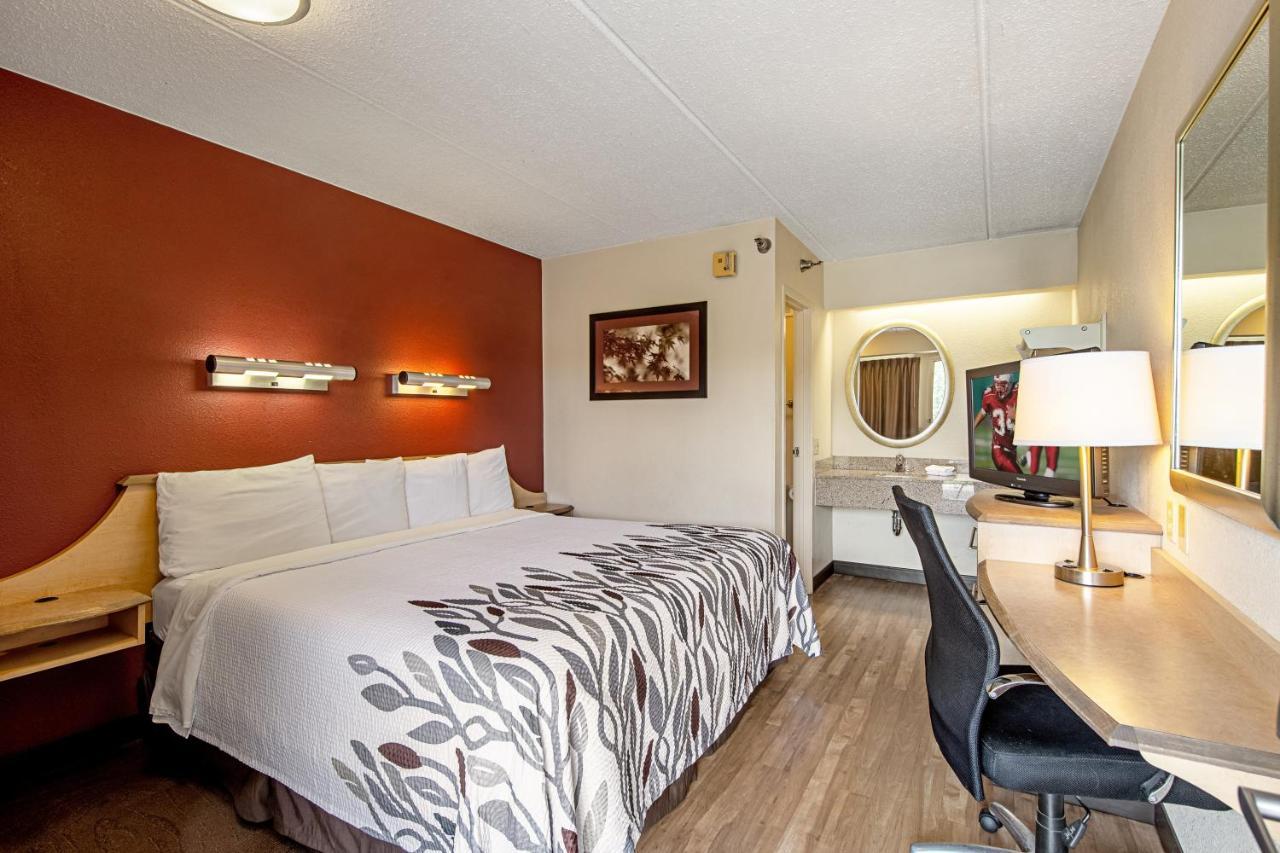 Red Roof Inn Huntington Barboursville Экстерьер фото