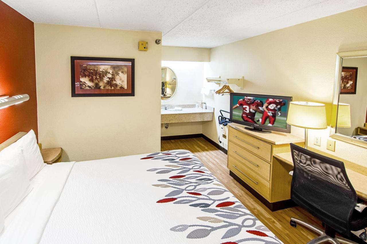 Red Roof Inn Huntington Barboursville Экстерьер фото