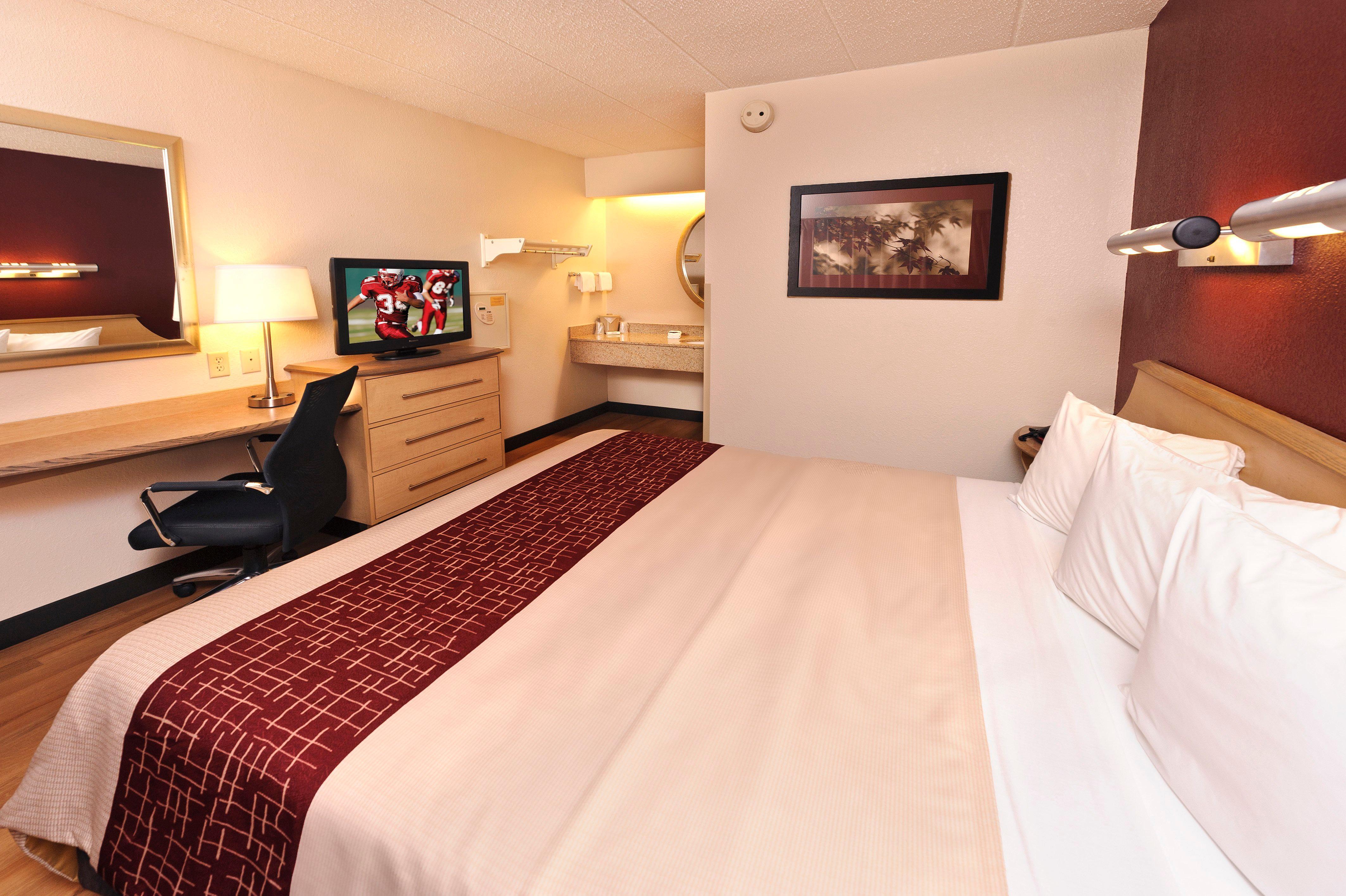 Red Roof Inn Huntington Barboursville Экстерьер фото